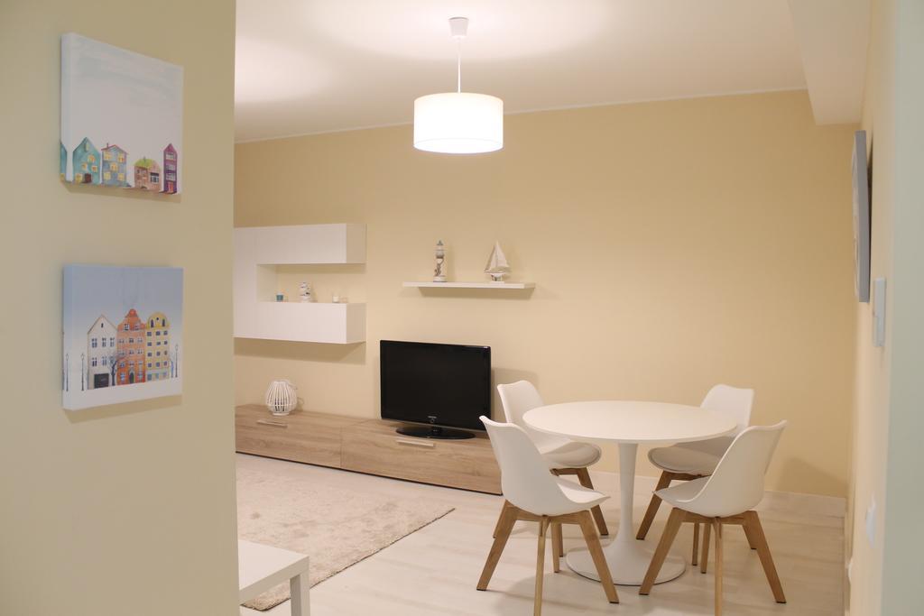 Rocha Blue Sea Apartment Portimao Luaran gambar